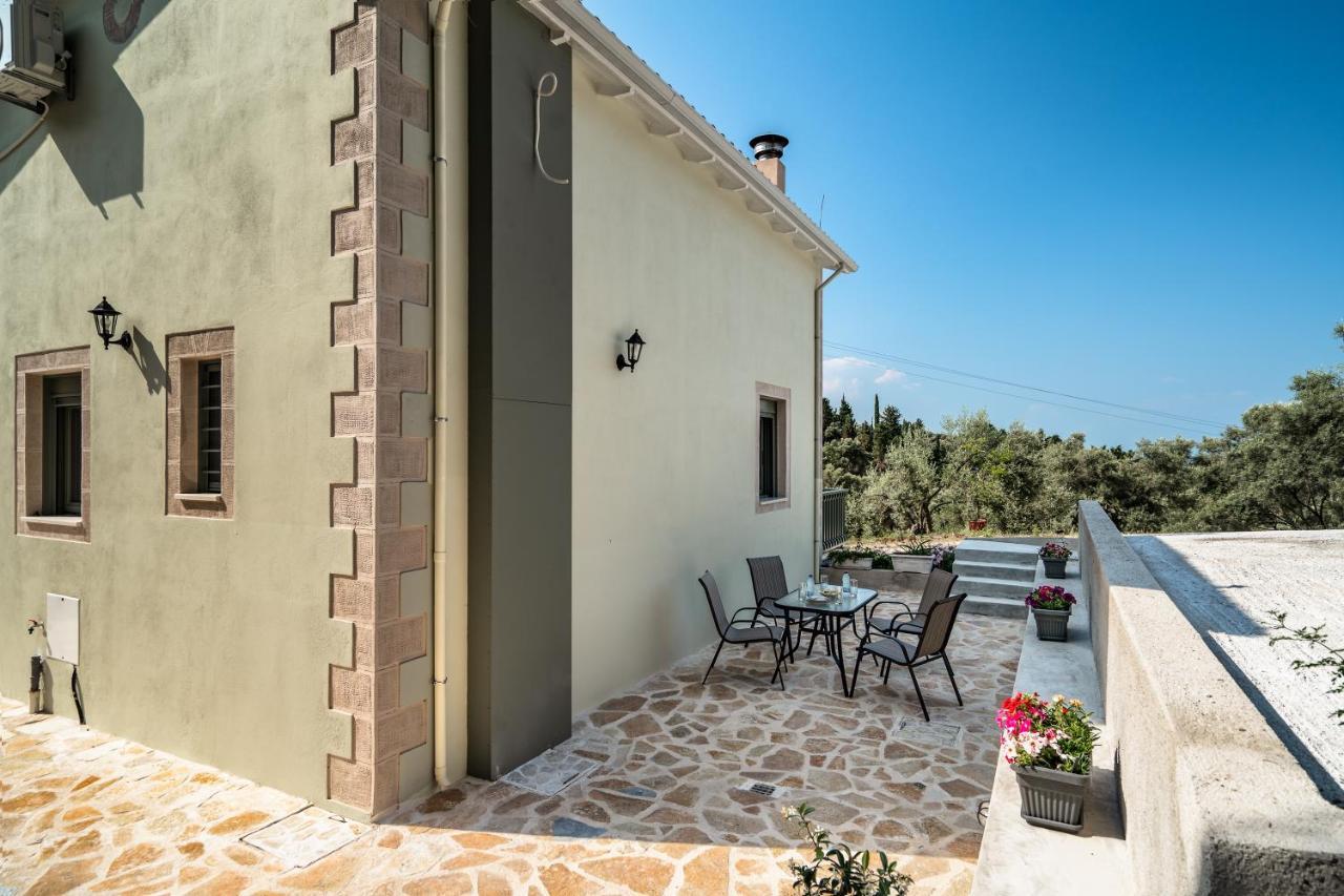 Armonia Villa Lefkada Kariotai Luaran gambar