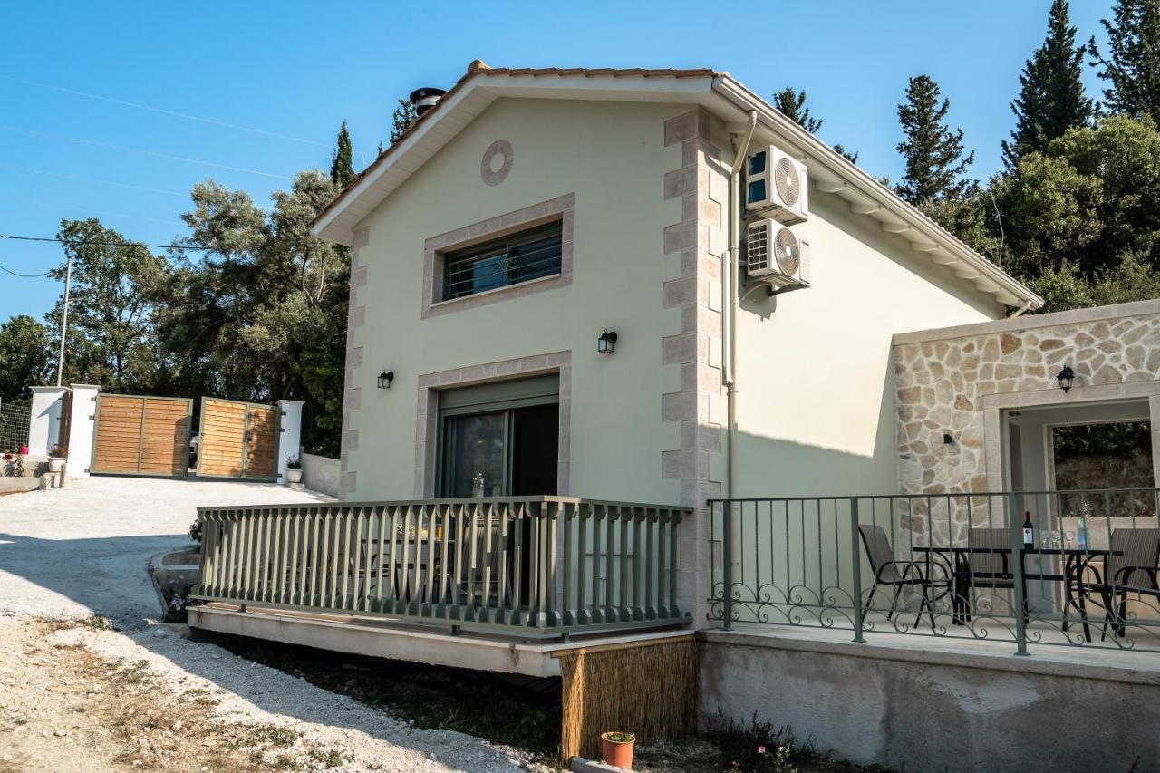 Armonia Villa Lefkada Kariotai Luaran gambar